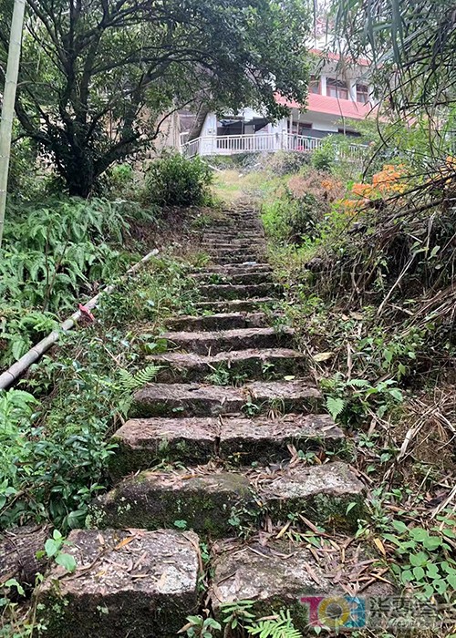 花岩宫山路