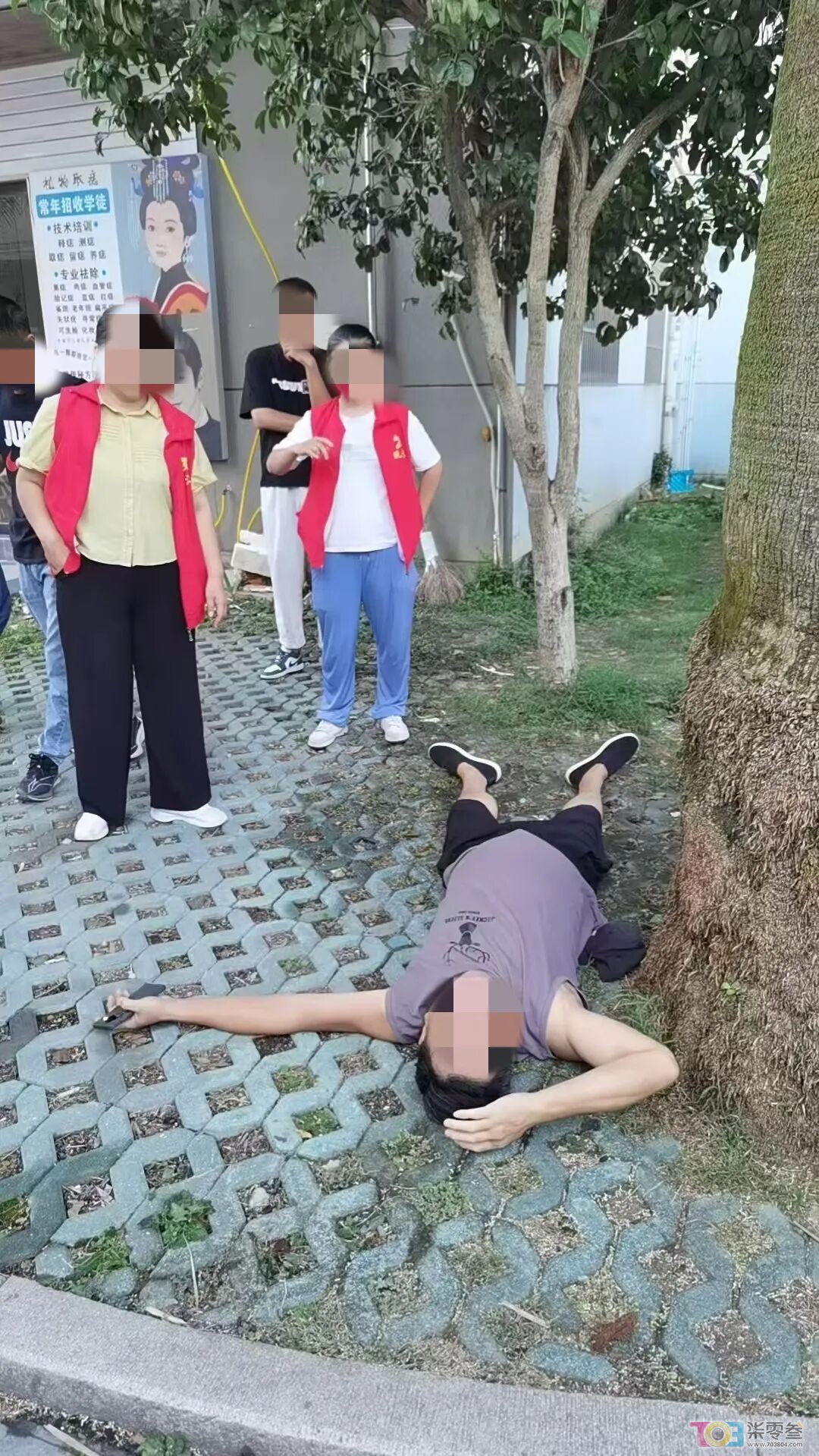 rvH9r7VVbUO9hbvV.jpg