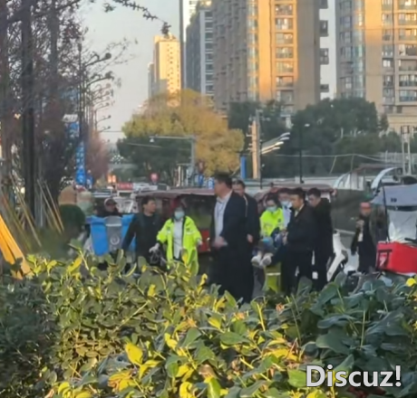 TU8J2UpZU6J822qz.jpg