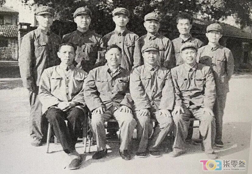 G56x79CW9X9zcUtZ.jpg